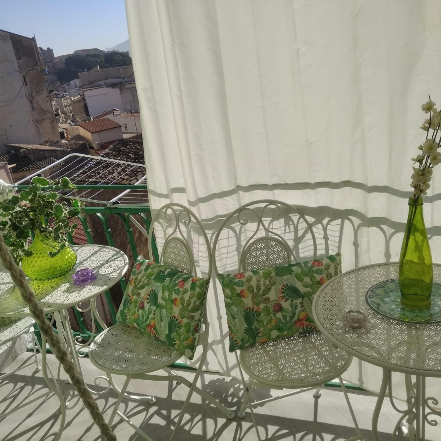 Hostel Casa Amari Zisa Palermo