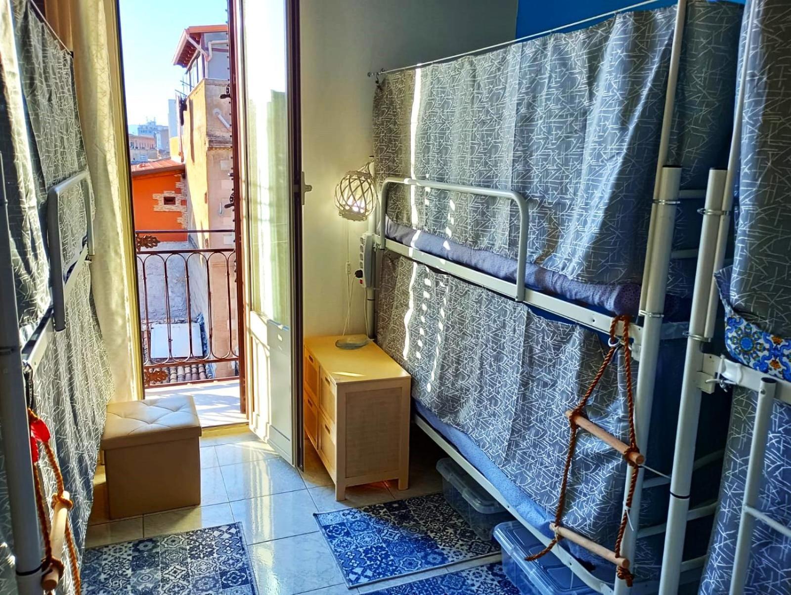 Hostal Casa Amari Zisa *